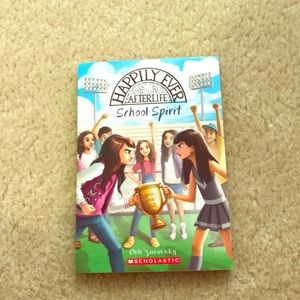 Happily Ever Afterlife Book 4: School Spirit
